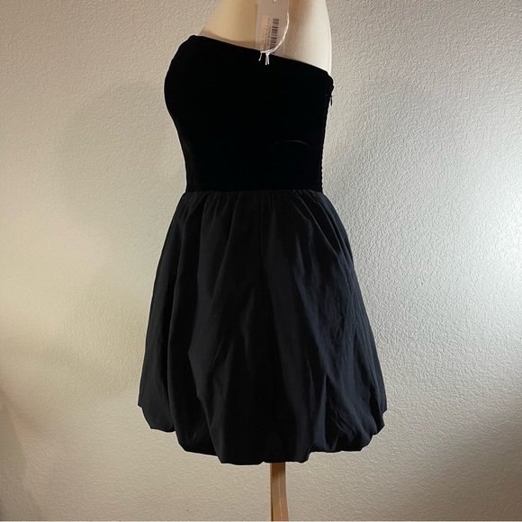 Reformation St. Louis Velvet Dress, Black, size 10 - Picture 3 of 14